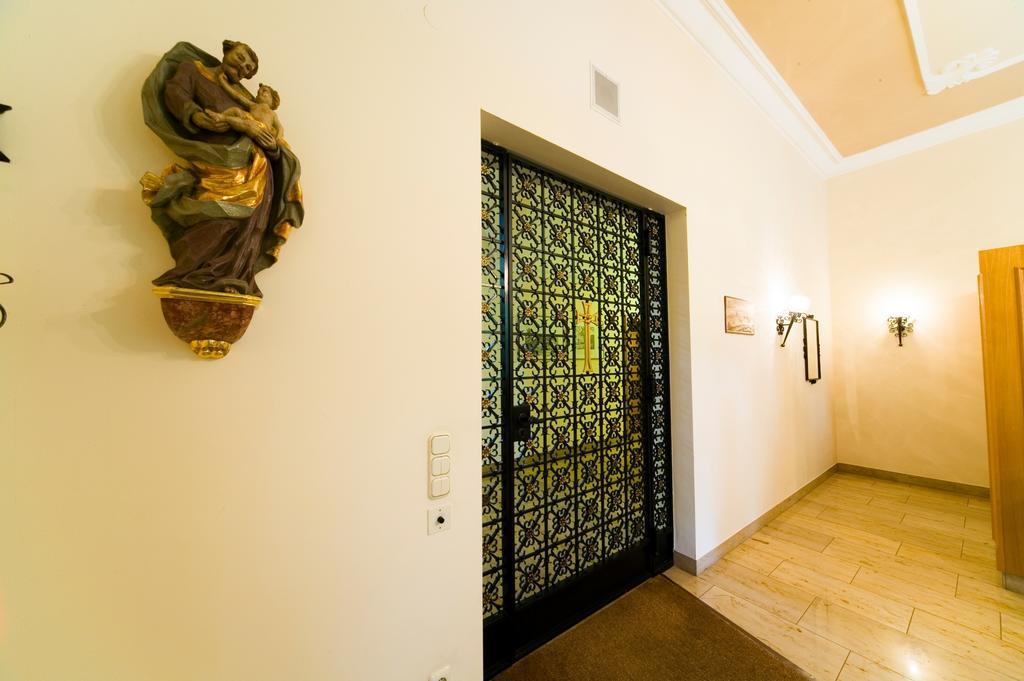 Kloster St. Josef Neumarkt in der Oberpfalz Habitación foto